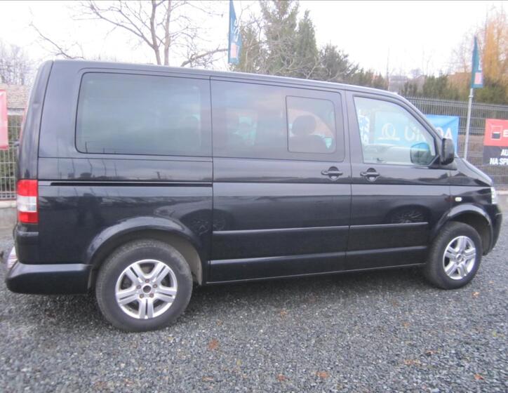 Volkswagen Multivan 9