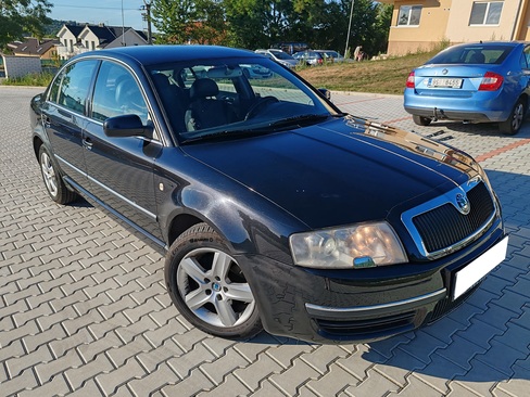 Škoda Superb