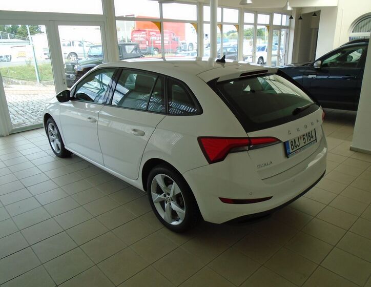 Škoda Scala 4