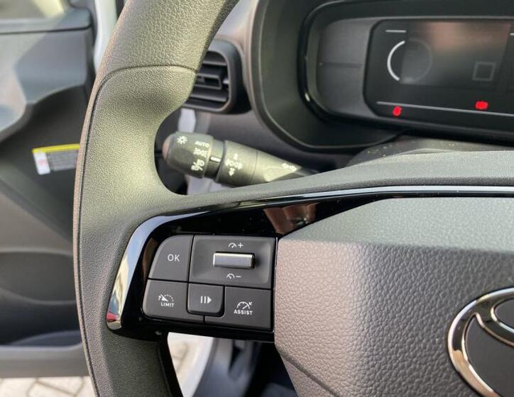 Toyota ProAce City 19