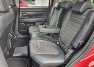 Mitsubishi Outlander 12