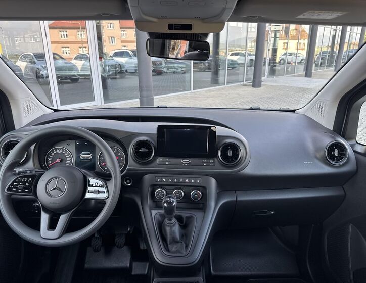 Mercedes-Benz Citan 10