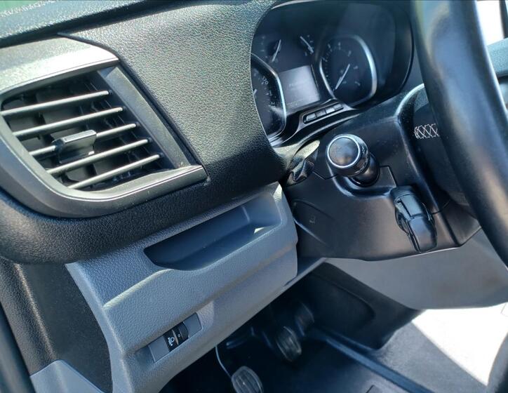 Peugeot Expert 10