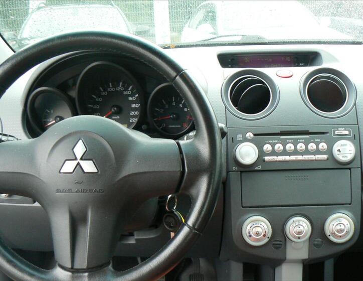 Mitsubishi Colt 14