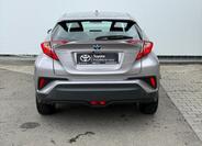Toyota C-HR 5
