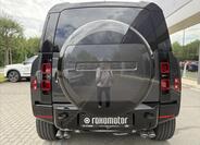 Land Rover Defender 9