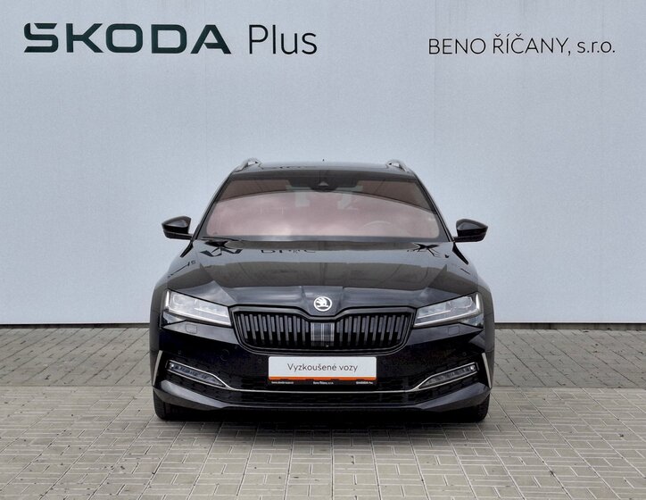 Škoda Superb 4
