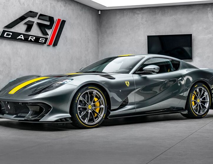 Ferrari 812 1