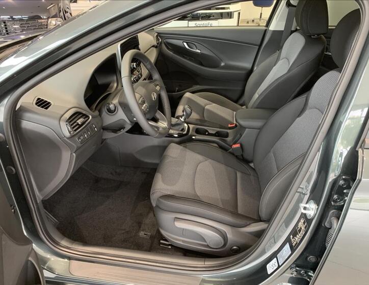 Hyundai i30 22
