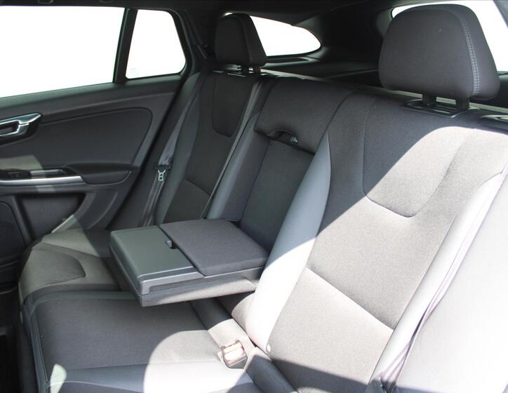 Volvo V60 11