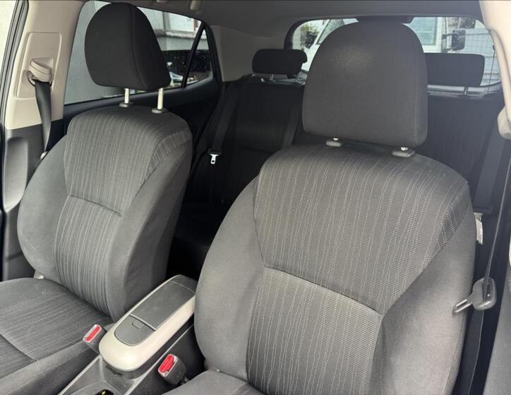 Toyota Auris 21