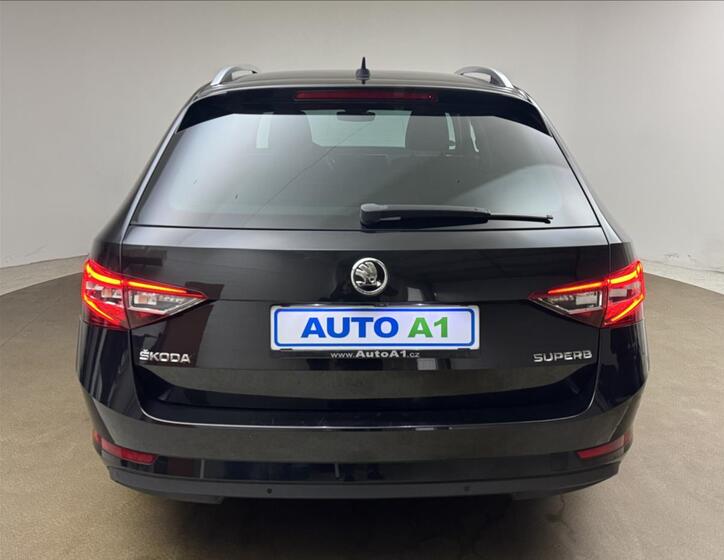 Škoda Superb 51