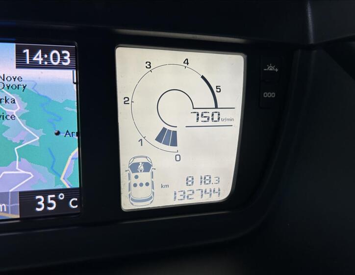 Citroën Grand C4 Picasso 21
