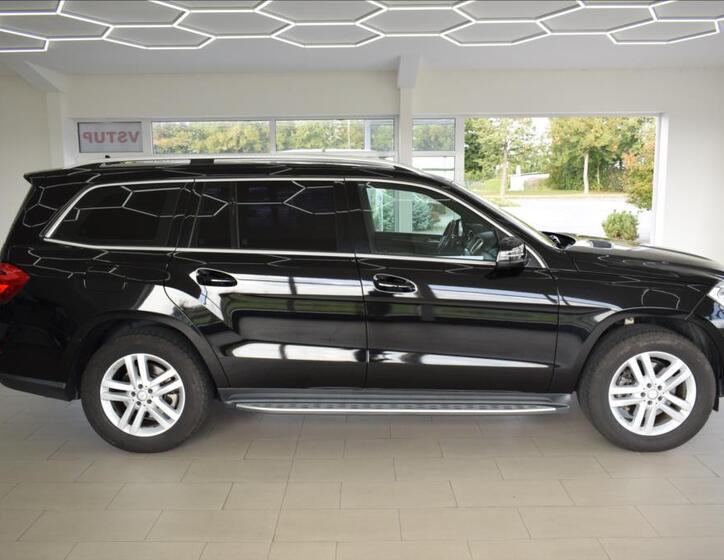 Mercedes-Benz GLS 4