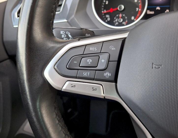 Volkswagen Tiguan 26