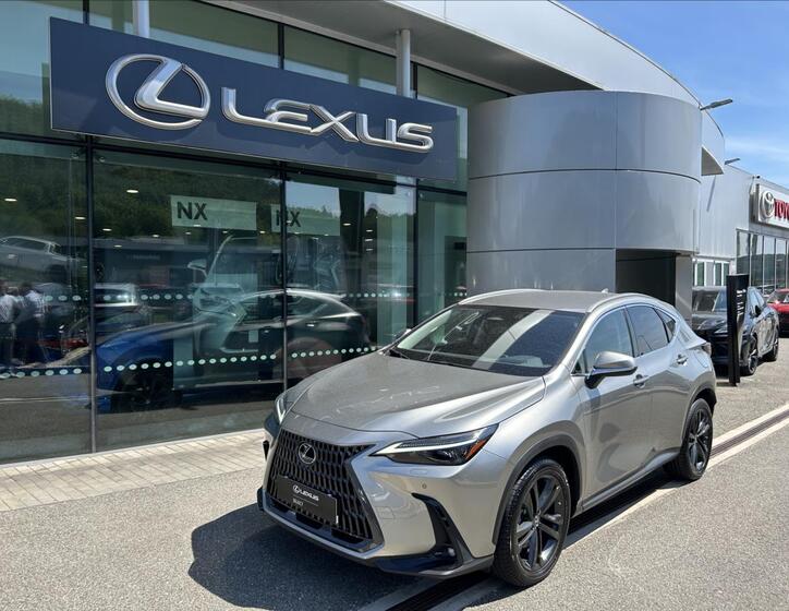 Lexus NX 450h+ 1