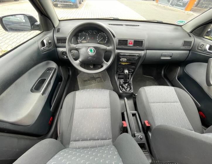 Škoda Octavia 10