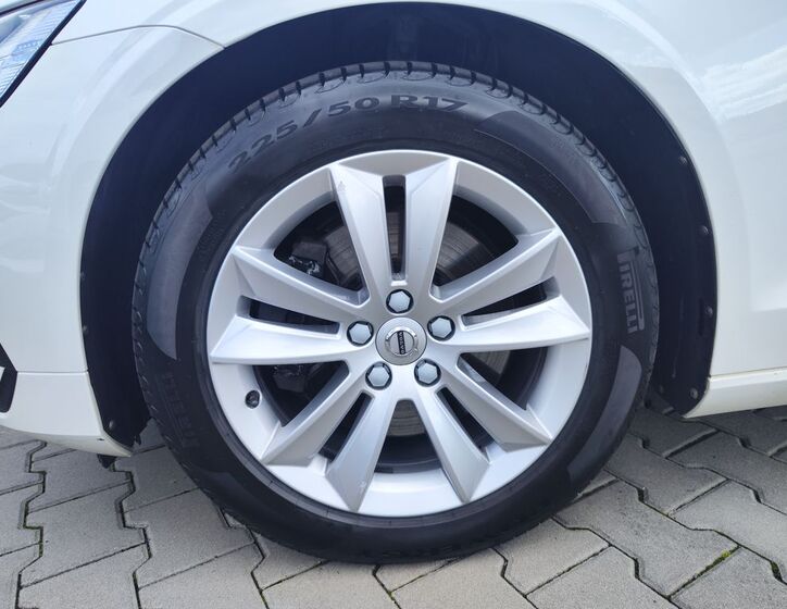 Volvo V60 28