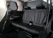 BMW X7 13