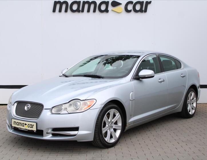Jaguar XF 3