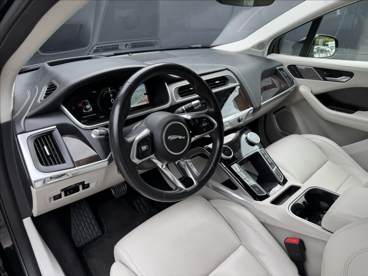 Jaguar I-Pace