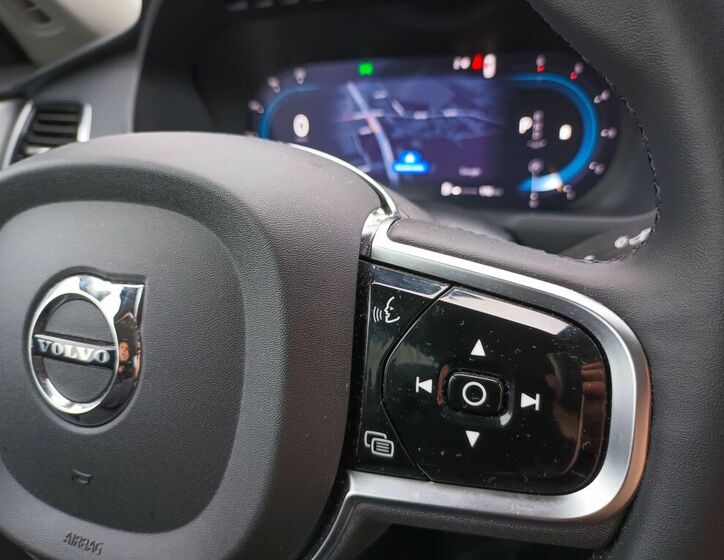 Volvo XC90 22