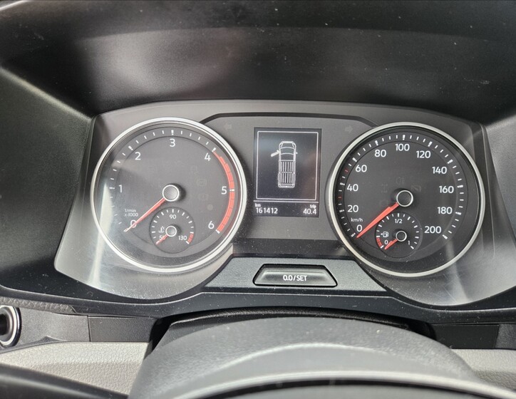 Volkswagen Crafter 10