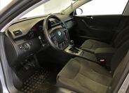 Volkswagen Passat 9