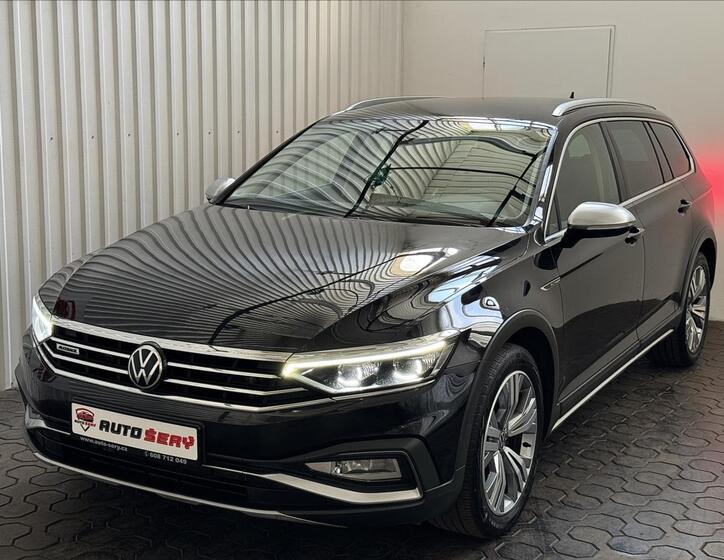 Volkswagen Passat 1