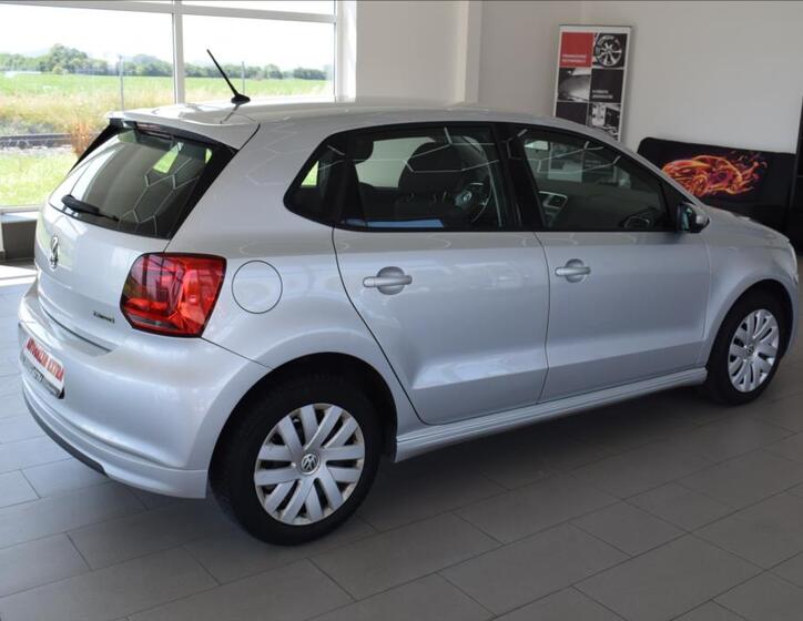 Volkswagen Polo 2
