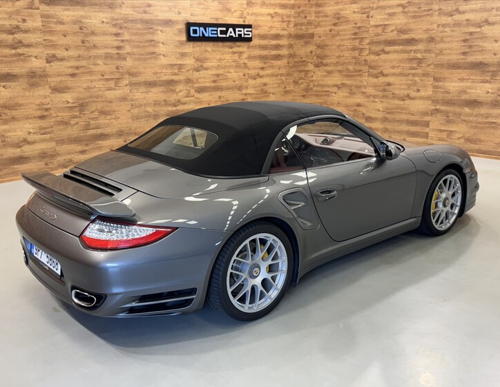 Porsche 911 5