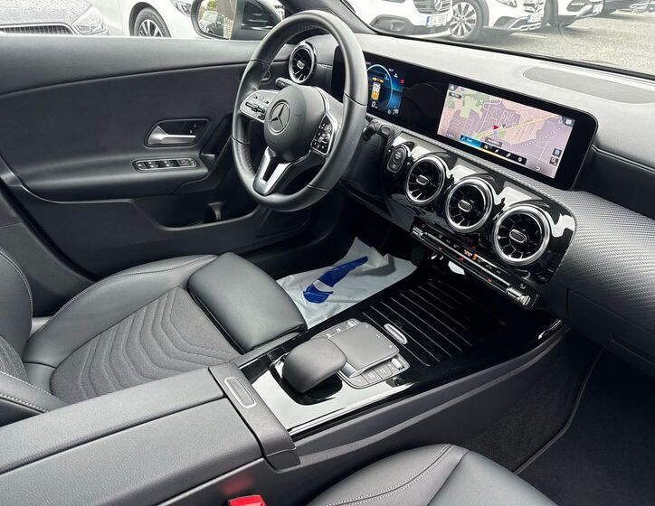 Mercedes-Benz CLA 17