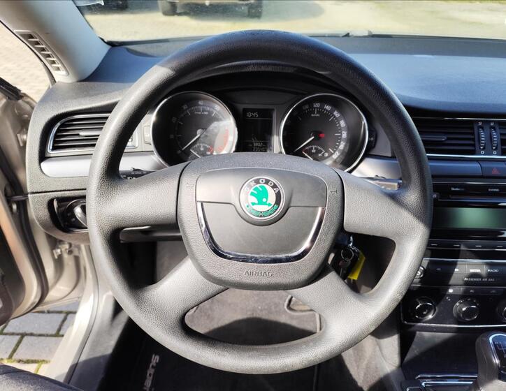 Škoda Superb 10