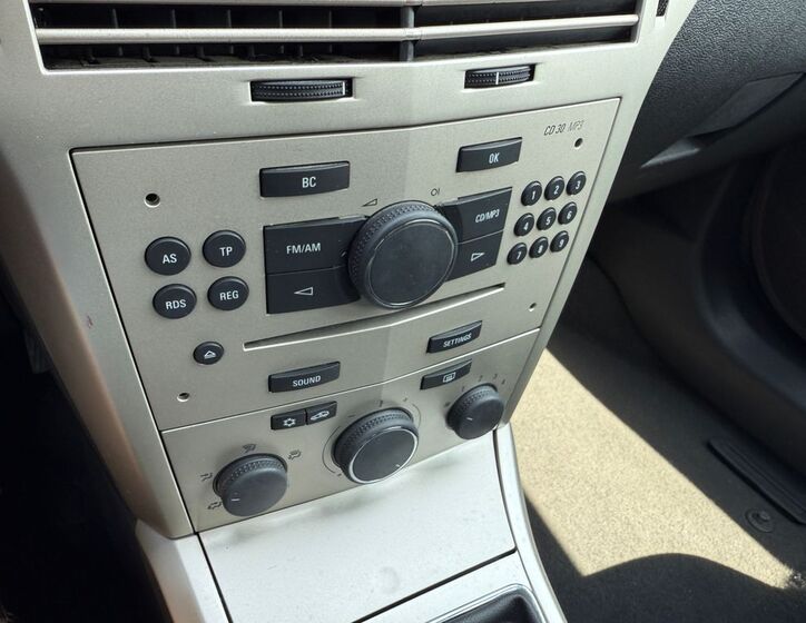 Opel Astra 10