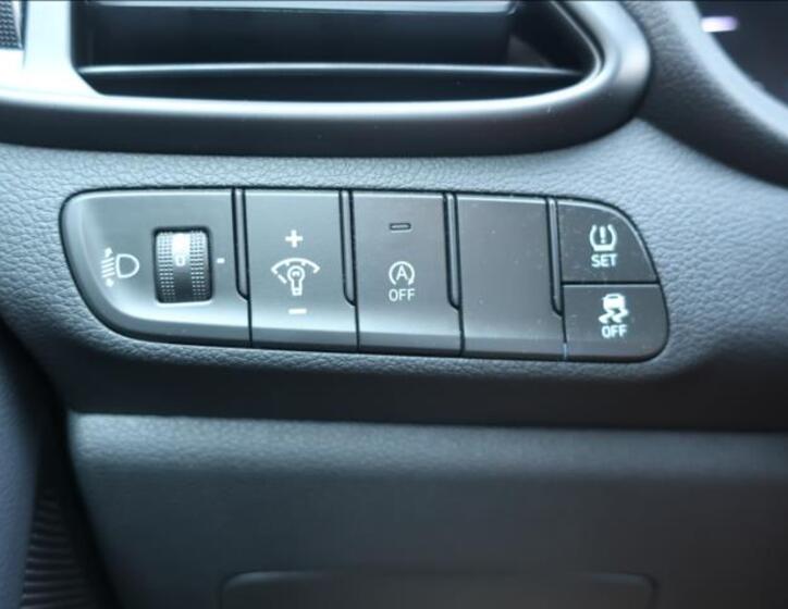 Hyundai i30 26