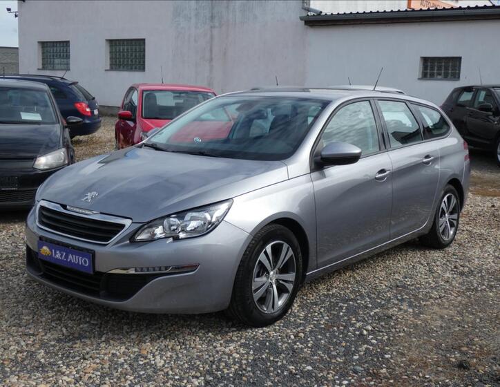 Peugeot 308 1