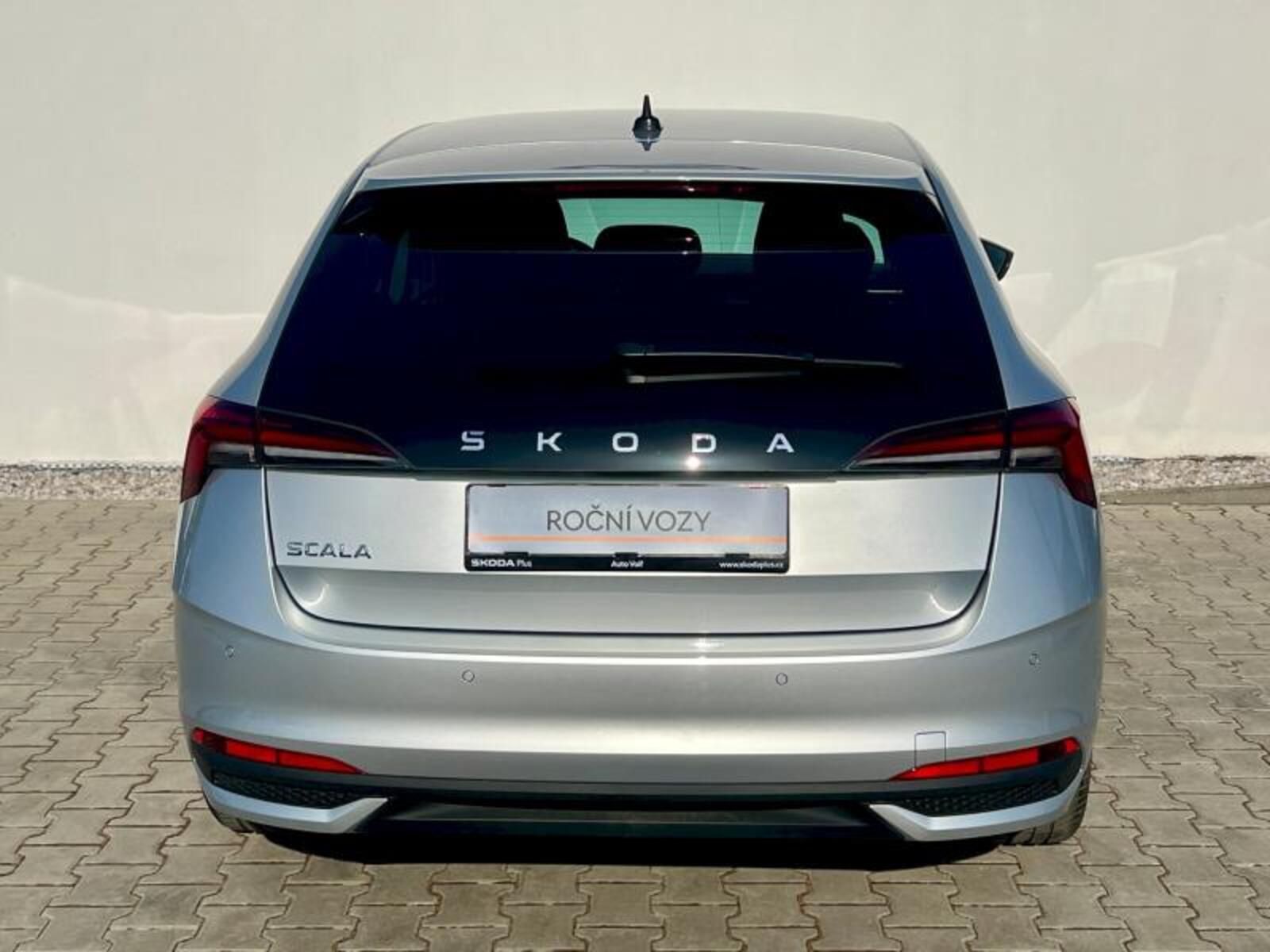 Škoda Scala 9