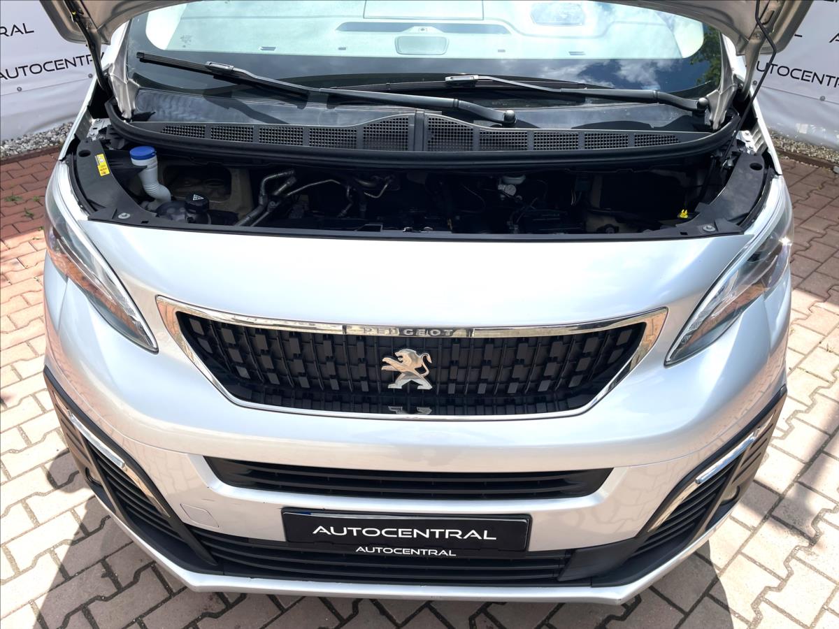 Peugeot Traveller