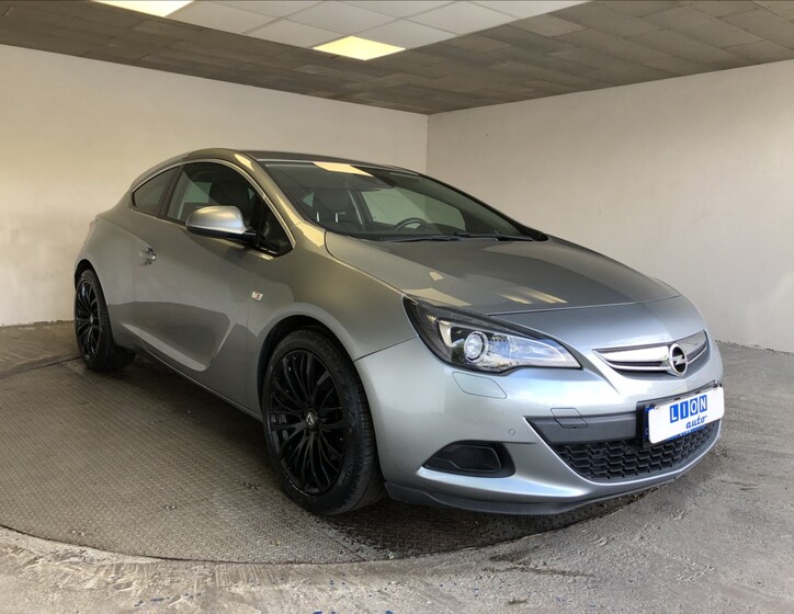 Opel Astra 1