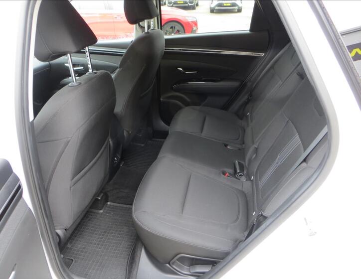 Hyundai Tucson 24