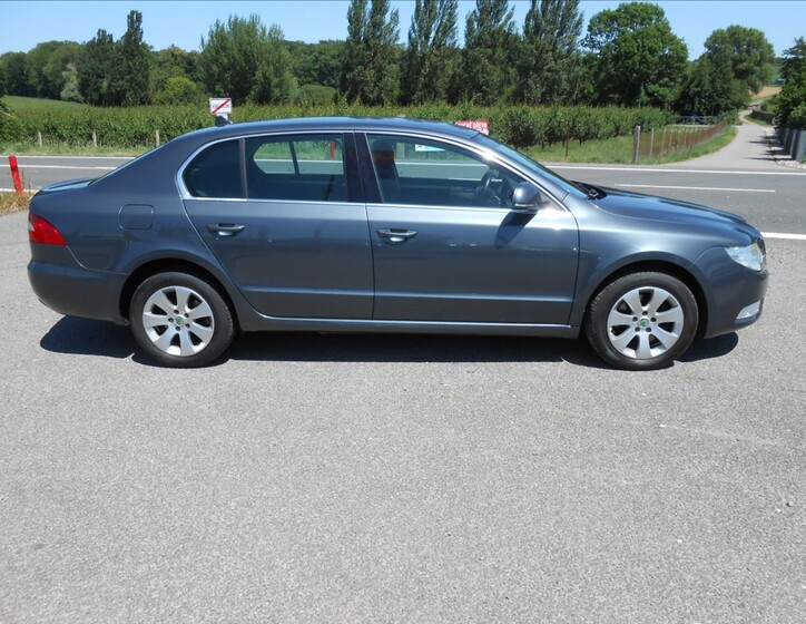 Škoda Superb 5