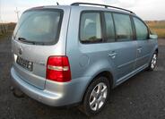 Volkswagen Touran 4