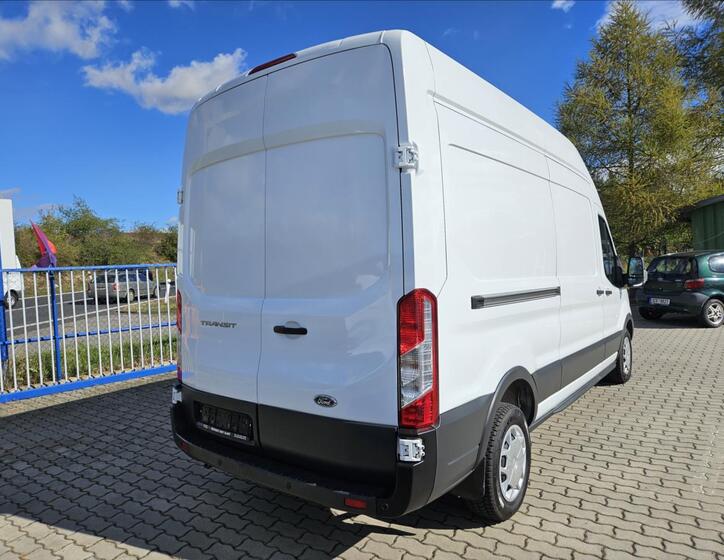 Ford Transit 4