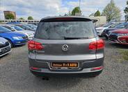 Volkswagen Tiguan 7