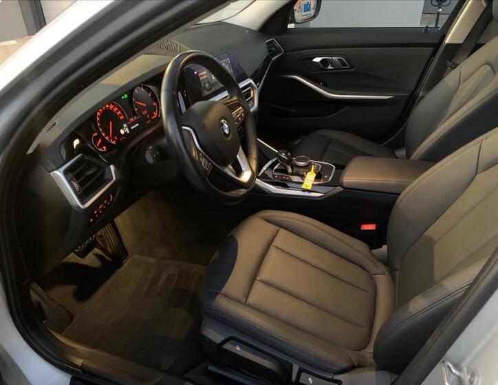 BMW Řada 3 6