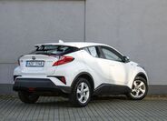 Toyota C-HR 5