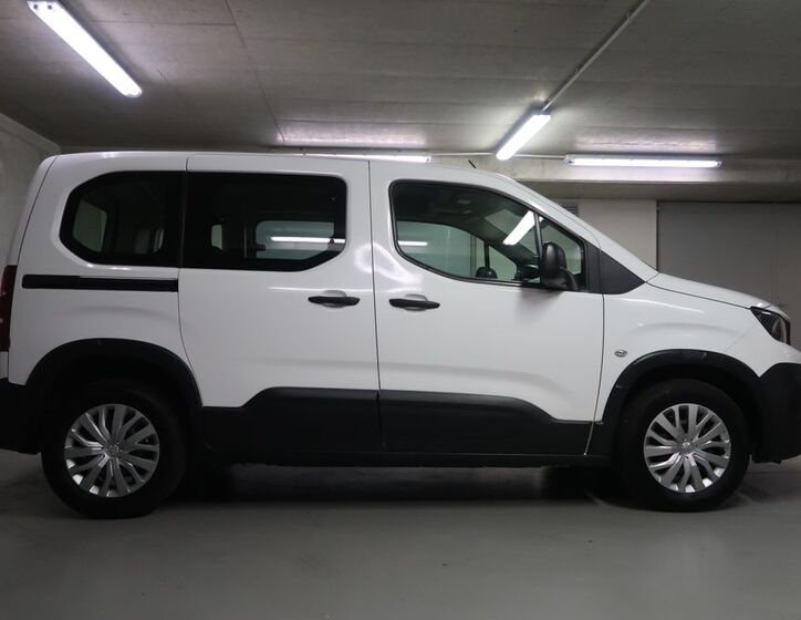 Peugeot Rifter 4