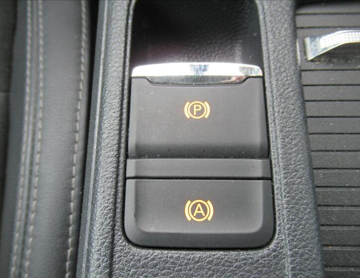 Škoda Octavia 12
