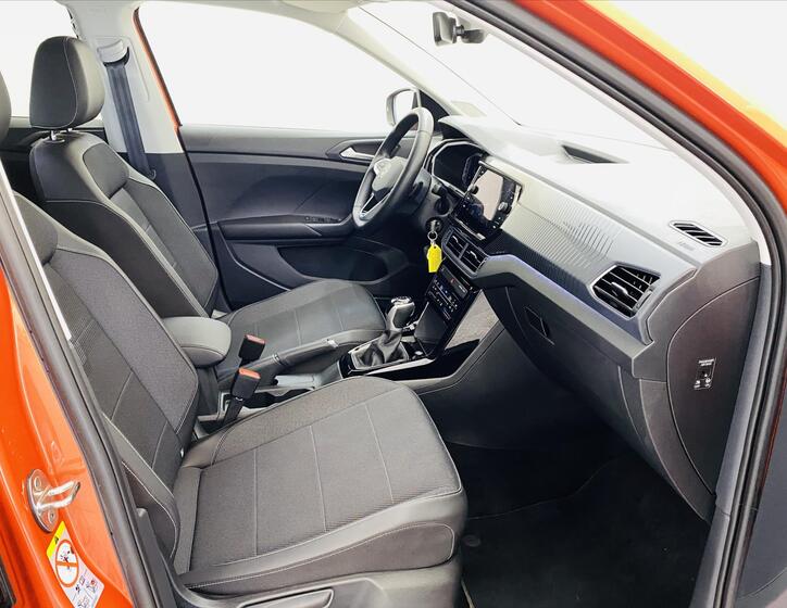 Volkswagen T-Cross 8