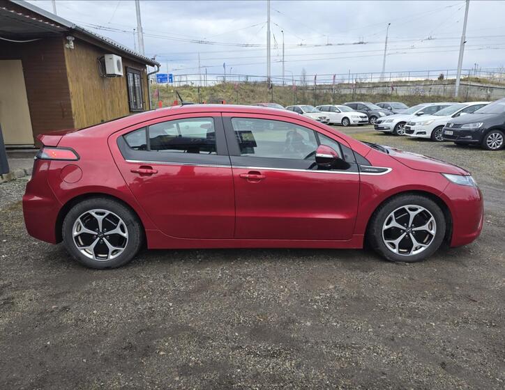 Opel Ampera 4